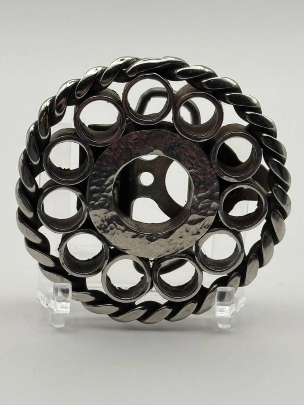 Round Openwork Ring Hammered Center Rope Border Belt Buckle Vintage Western